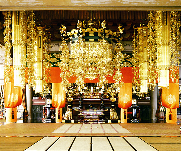 曹洞宗大本山總持寺大祖堂内陣