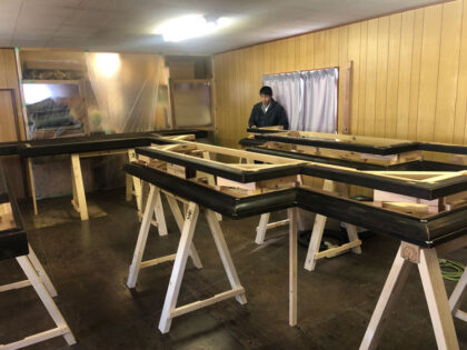 満行寺様（真言宗智山派・埼玉県新座市）　須弥壇（13尺）　下地漆塗り